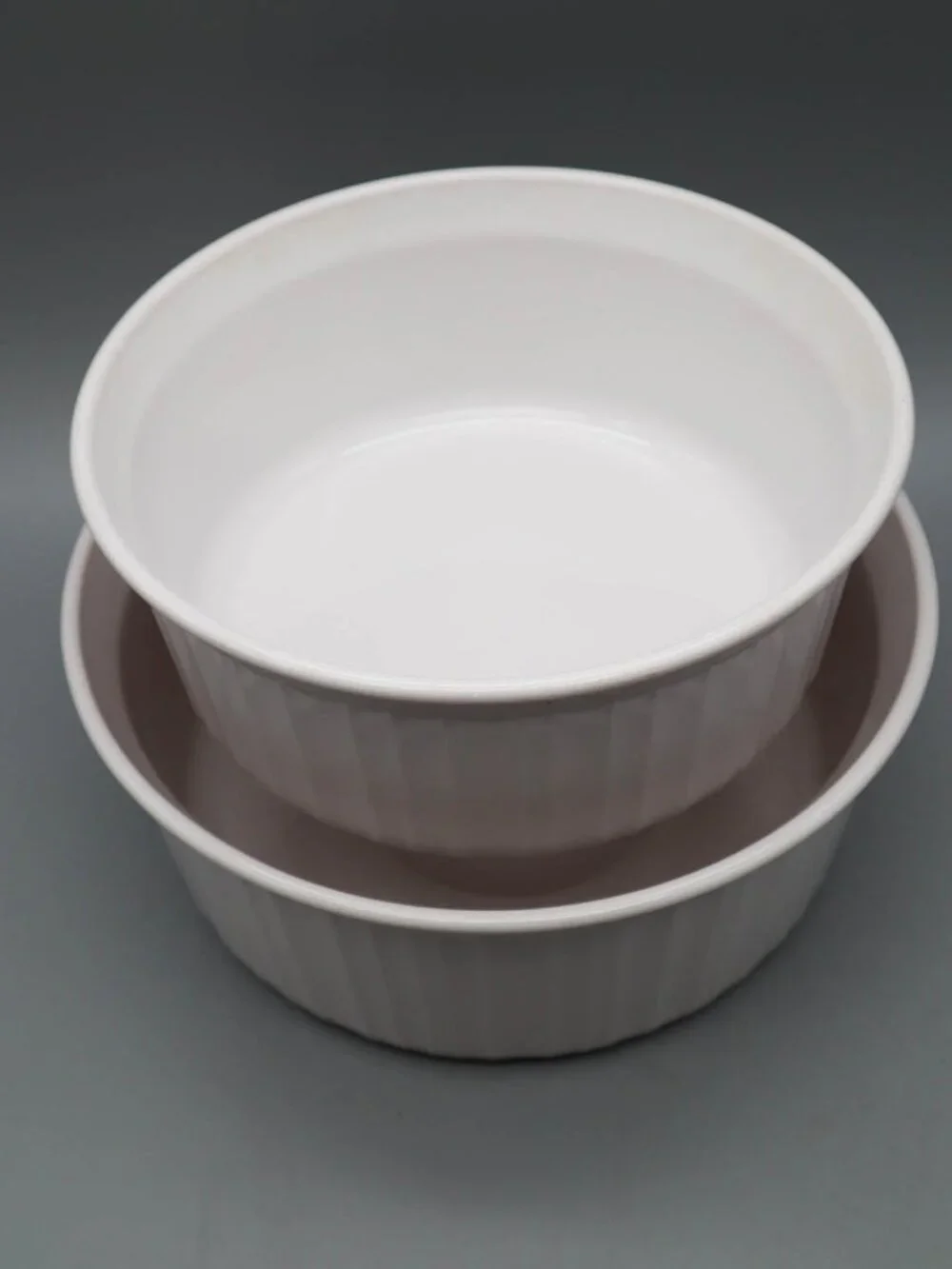 Lot of 2 Corning Ware French White Round Casserole Dishes 2.5L 1.6L F-1-B F-5-B